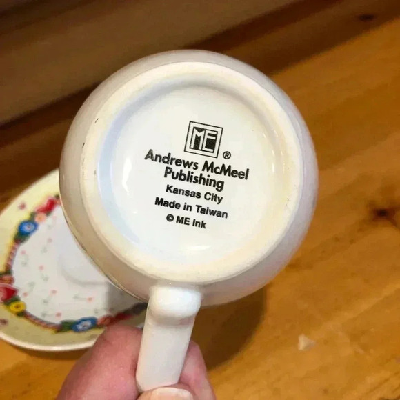 Mary Engelbreit Grandmother Tea Cup and Saucer - Picture 9 of 10